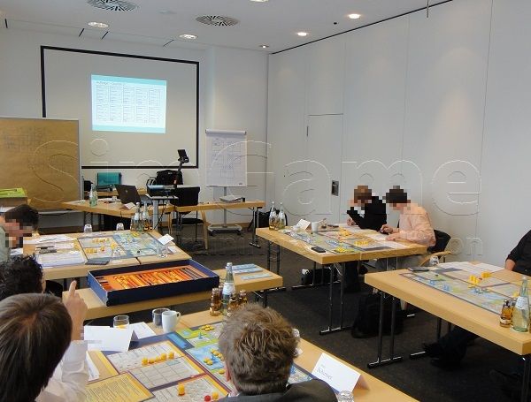 Online Seminare für BWL und Projektmanagement und Innovationsmanagement mit Simulationen und Planspiele – Business Simulation – Online BWL Online Simulation – Online BWL Online Planspiele – Projektmanagement Simulation – Projektmanagement Planspiele – Online Unternehmenssimulation – Projekt Online Simulation – Projekt Planspiel - Online Innovationsmanagement - Innovation - Online BWL Seminare und Schulungen – Projektmanagement Online Seminare und Online Schulungen – Online BWL Simulation – BWL Planspiele – Online Projektmanagement Online Simulation - Online Innovationsmanagement - Innovation - Projektmanagement Planspiele – Online Unternehmenssimulation – Projekt Online Simulation – Online Projekt Planspiel – Online BWL Simulation – Online BWL Online Planspiele - Innovationsmanagement - Online Innovation - Projektmanagement Online Simulation – Projektmanagement Online Planspiele – Unternehmenssimulationen – Online Business Simulation – Projekt Online Simulationen - Innovationsmanagement - Online Innovation - Betriebswirtschaft Simulation - Betriebswirtschaft Simulationen - Seminare für BWL und Projektmanagement mit Simulationen und Planspiele – Online BWL Online Simulationen - Online Projektmanagement Online Simulationen